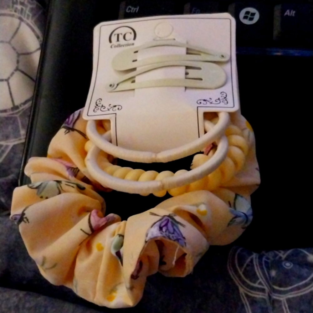 Hair accessories